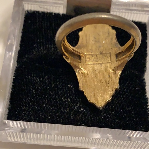 AVON faux gold ring - Picture 3 of 3